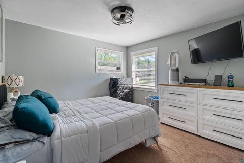 Tiny photo for 4948 Nelsondale Rd, Duluth, MN 55811 (MLS # 6127926)