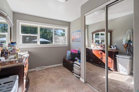 Tiny photo for 4948 Nelsondale Rd, Duluth, MN 55811 (MLS # 6127926)