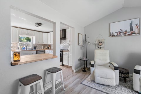 Tiny photo for 4948 Nelsondale Rd, Duluth, MN 55811 (MLS # 6127926)