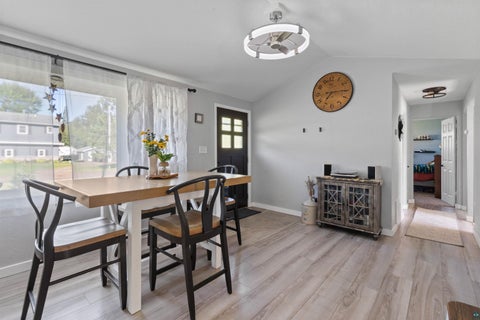 Tiny photo for 4948 Nelsondale Rd, Duluth, MN 55811 (MLS # 6127926)