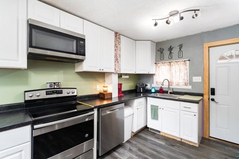 Tiny photo for 122 S 60th Ave W Ave, Duluth, MN 55807 (MLS # 6127595)
