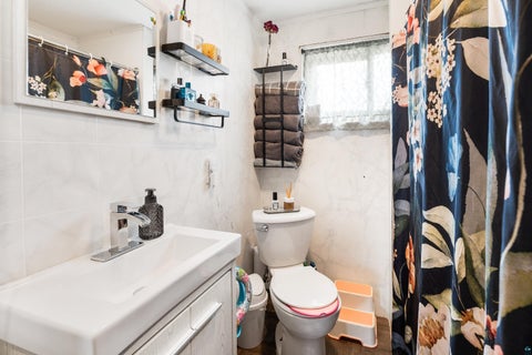 Tiny photo for 122 S 60th Ave W Ave, Duluth, MN 55807 (MLS # 6127595)