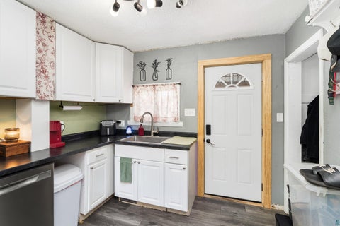 Tiny photo for 122 S 60th Ave W Ave, Duluth, MN 55807 (MLS # 6127595)