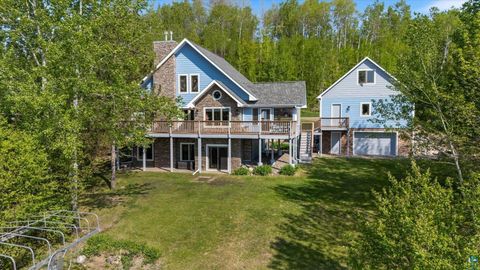 Photo of 116 Eagle Pointe Rd, Coleraine, MN 55722 (MLS # 6124549)