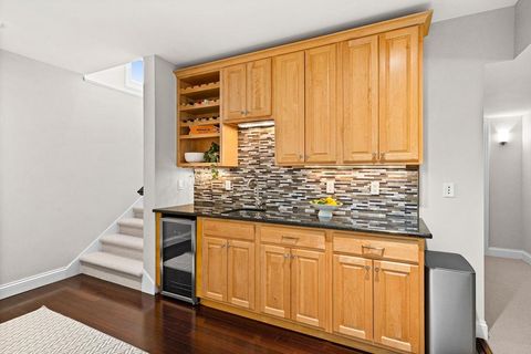 Tiny photo for 560 Marshall St, Duluth, MN 55803 (MLS # 6123484)