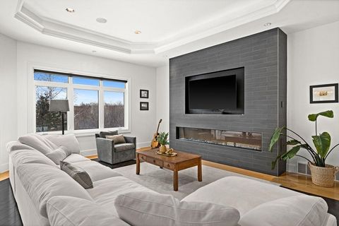 Tiny photo for 560 Marshall St, Duluth, MN 55803 (MLS # 6123484)