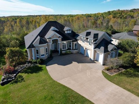 Tiny photo for 560 Marshall St, Duluth, MN 55803 (MLS # 6123484)