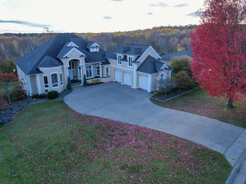 Tiny photo for 560 Marshall St, Duluth, MN 55803 (MLS # 6123484)