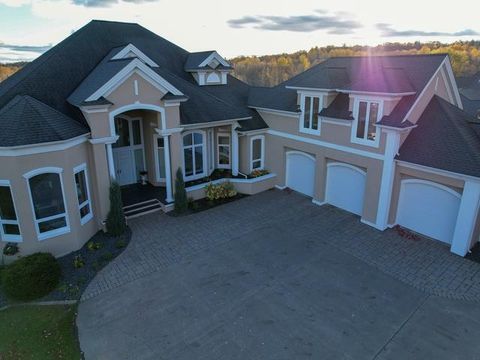 Tiny photo for 560 Marshall St, Duluth, MN 55803 (MLS # 6123484)