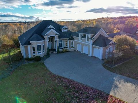 Tiny photo for 560 Marshall St, Duluth, MN 55803 (MLS # 6123484)