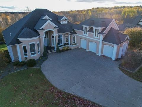 Tiny photo for 560 Marshall St, Duluth, MN 55803 (MLS # 6123484)