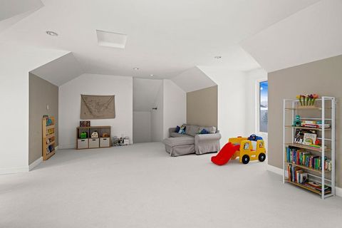 Tiny photo for 560 Marshall St, Duluth, MN 55803 (MLS # 6123484)