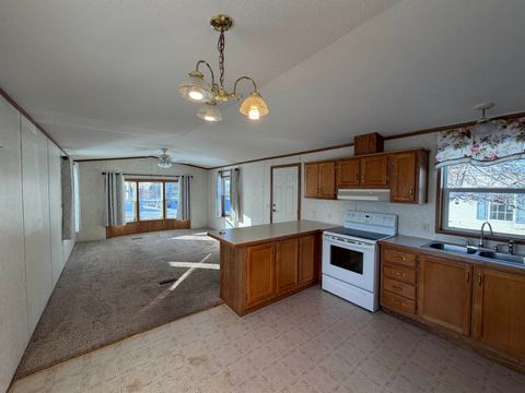 Tiny photo for 2 Dewberry Ln, Duluth, MN 55810 (MLS # 6123522)