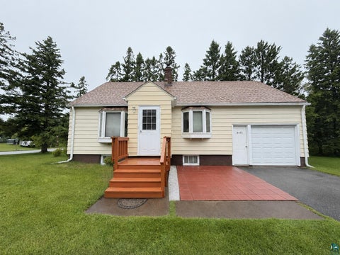 Photo of 2029 Anderson Rd, Duluth, MN 55811 (MLS # 6125907)