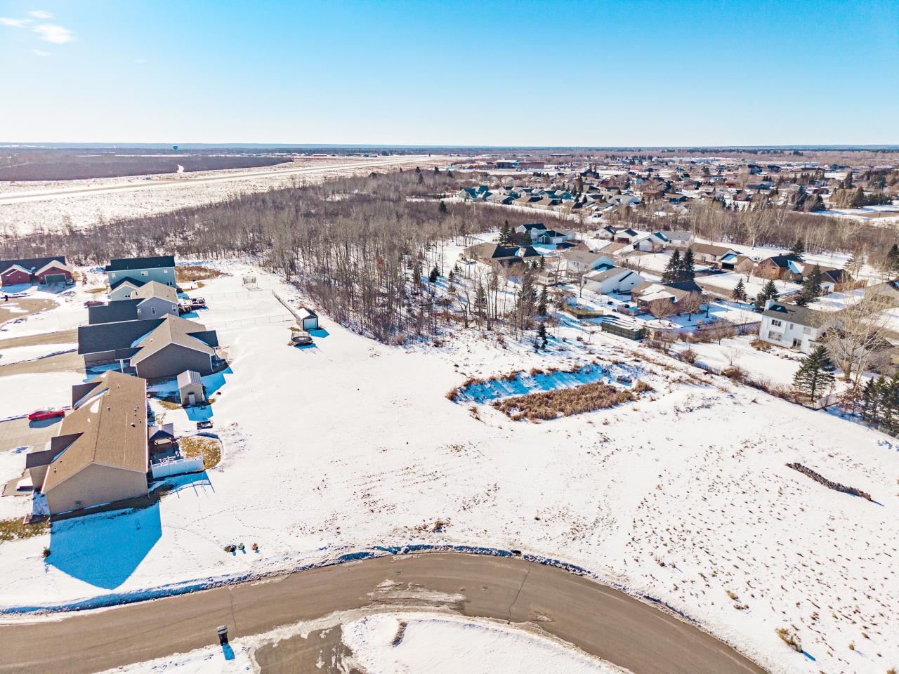 14 Spartan Circle Dr