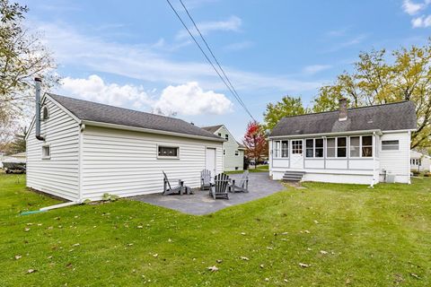 Tiny photo for 413 W Owatonna St, Duluth, MN 55803 (MLS # 6122759)