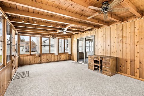 Tiny photo for 413 W Owatonna St, Duluth, MN 55803 (MLS # 6122759)