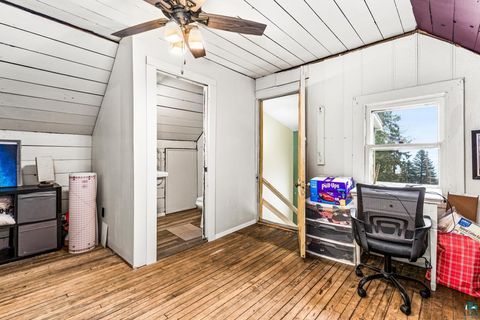 Tiny photo for 424 E 13th St, Duluth, MN 55811 (MLS # 6125040)