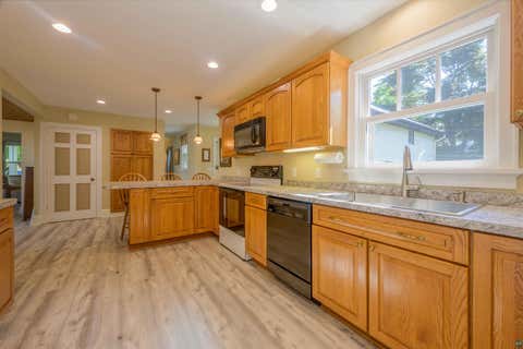 Tiny photo for 4414 Cambridge St, Duluth, MN 55804 (MLS # 6126733)