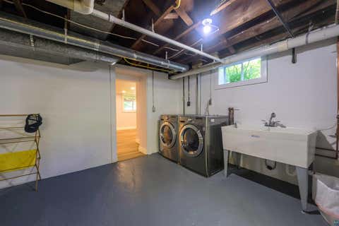 Tiny photo for 4414 Cambridge St, Duluth, MN 55804 (MLS # 6126733)
