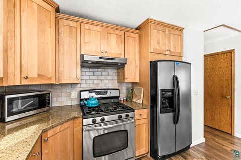 Tiny photo for 2315 Portage Dr, Duluth, MN 55811 (MLS # 6124175)