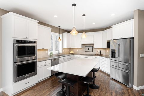 Tiny photo for 510 Crystal Dr, Duluth, MN 55811 (MLS # 6124911)