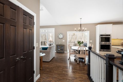 Tiny photo for 510 Crystal Dr, Duluth, MN 55811 (MLS # 6124911)
