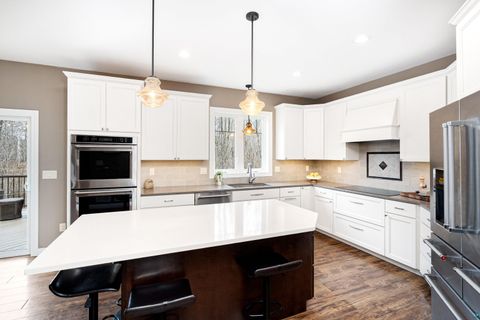 Tiny photo for 510 Crystal Dr, Duluth, MN 55811 (MLS # 6124911)