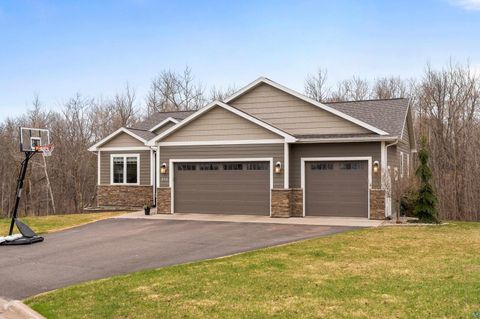 Tiny photo for 510 Crystal Dr, Duluth, MN 55811 (MLS # 6124911)