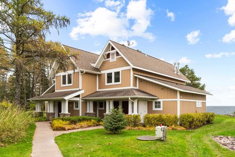 Tiny photo for 596 Larsmont Way #375, Two Harbors, MN 55616 (MLS # 6122434)