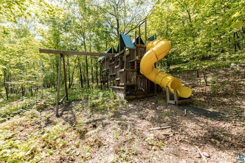 Tiny photo for 4627 Norwood St, Duluth, MN 55804 (MLS # 6127729)