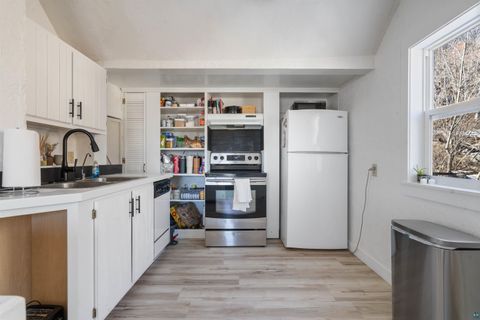 Tiny photo for 326 N 19th Ave W, Duluth, MN 55806 (MLS # 6124028)