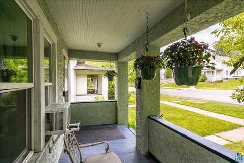Tiny photo for 4714 W 8th St, Duluth, MN 55807 (MLS # 6126349)