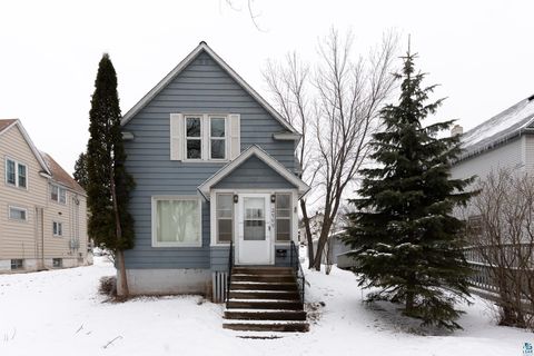 Photo of 2909 Exeter St, Duluth, MN 55806 (MLS # 6123960)