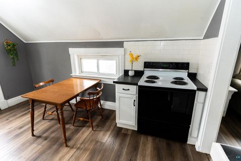 Tiny photo for 2909 Exeter St, Duluth, MN 55806 (MLS # 6123960)