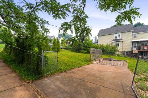 Tiny photo for 718 N 1st Ave E Ave, Duluth, MN 55805 (MLS # 6126816)