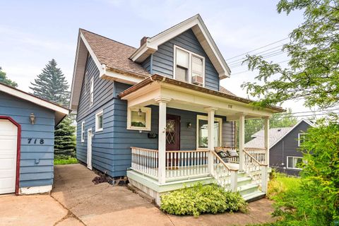 Photo of 718 N 1st Ave E Ave, Duluth, MN 55805 (MLS # 6126816)