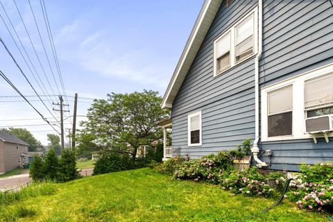 Tiny photo for 718 N 1st Ave E Ave, Duluth, MN 55805 (MLS # 6126816)
