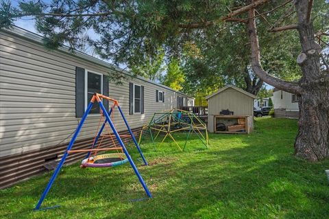 Tiny photo for 19 Holly Ln, Duluth, MN 55810 (MLS # 6122534)