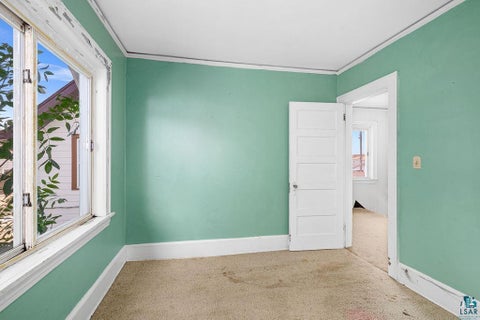 Tiny photo for 410 N 39th Ave W AVE, Duluth, MN 55807 (MLS # 6127178)
