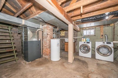 Tiny photo for 3933 W Austin St, Duluth, MN 55803 (MLS # 6123107)