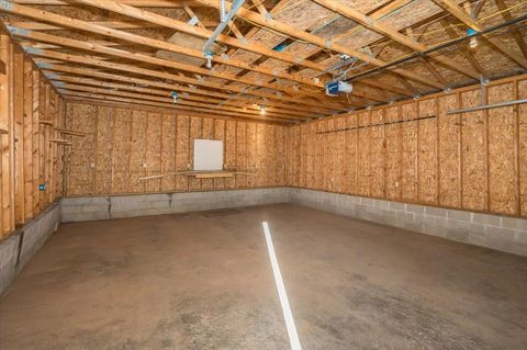 Tiny photo for 3933 W Austin St, Duluth, MN 55803 (MLS # 6123107)