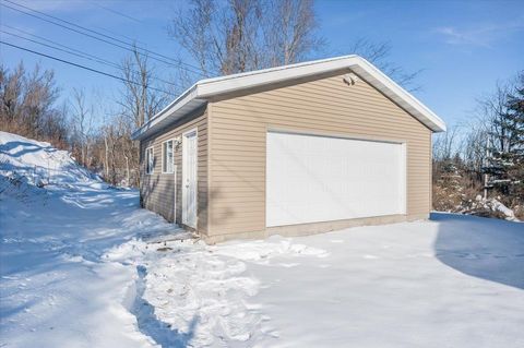 Tiny photo for 3933 W Austin St, Duluth, MN 55803 (MLS # 6123107)
