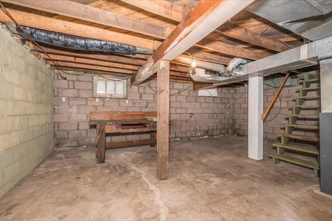 Tiny photo for 3933 W Austin St, Duluth, MN 55803 (MLS # 6123107)