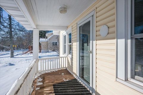 Tiny photo for 3933 W Austin St, Duluth, MN 55803 (MLS # 6123107)