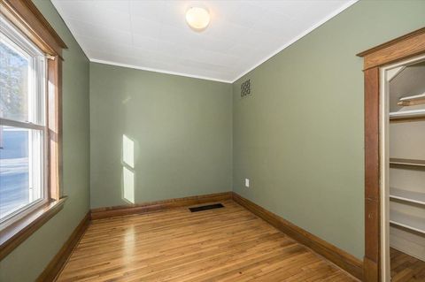 Tiny photo for 3933 W Austin St, Duluth, MN 55803 (MLS # 6123107)