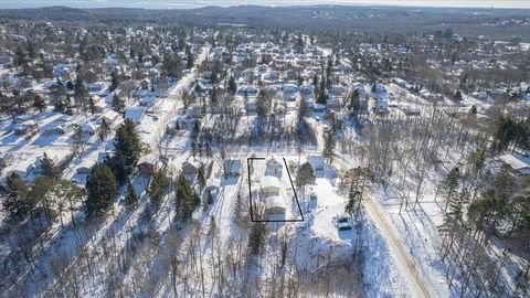 Tiny photo for 3933 W Austin St, Duluth, MN 55803 (MLS # 6123107)