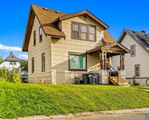 Photo of 16 Sunnyside St, Duluth, MN 55808 (MLS # 6128313)