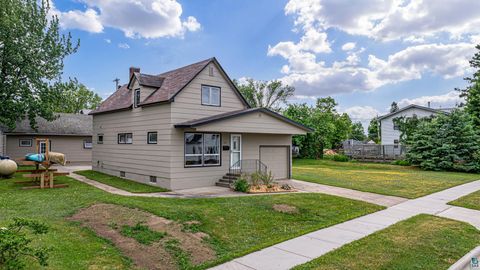 Tiny photo for 214 W Chapman St, Ely, MN 55731 (MLS # 6126215)