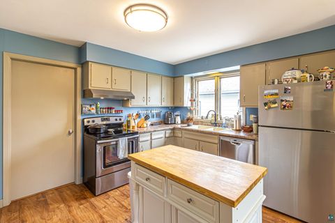 Tiny photo for 214 W Chapman St, Ely, MN 55731 (MLS # 6126215)